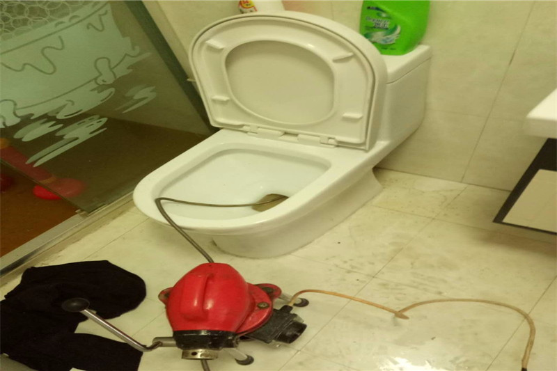 若尔盖如何疏通马桶 疏通马桶多少钱